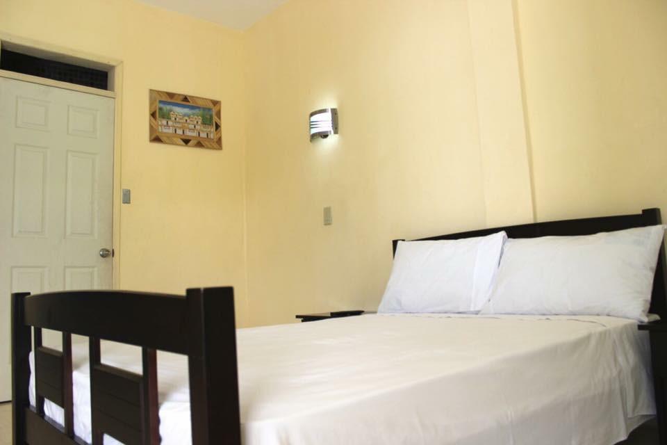 Auberge Pont-Gaudin Gonaives Exteriör bild