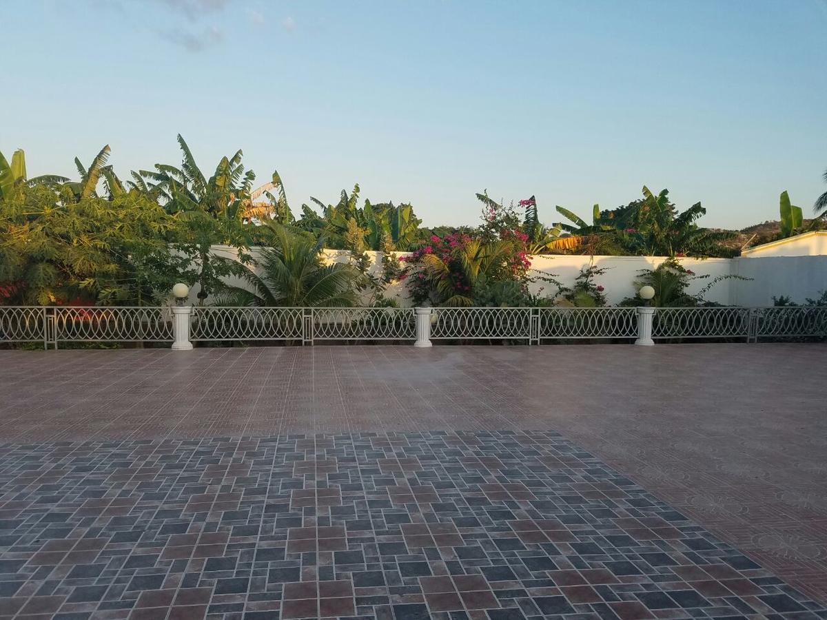 Auberge Pont-Gaudin Gonaives Exteriör bild